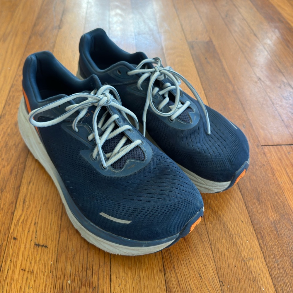 Blue and Gray Athletic Running Shoes with Cushioned Midsole